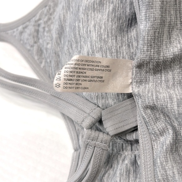 Yogalicious Size Medium Women’s Gray Lined Wireless Racer Back Sports Bra - Picture 7 of 11